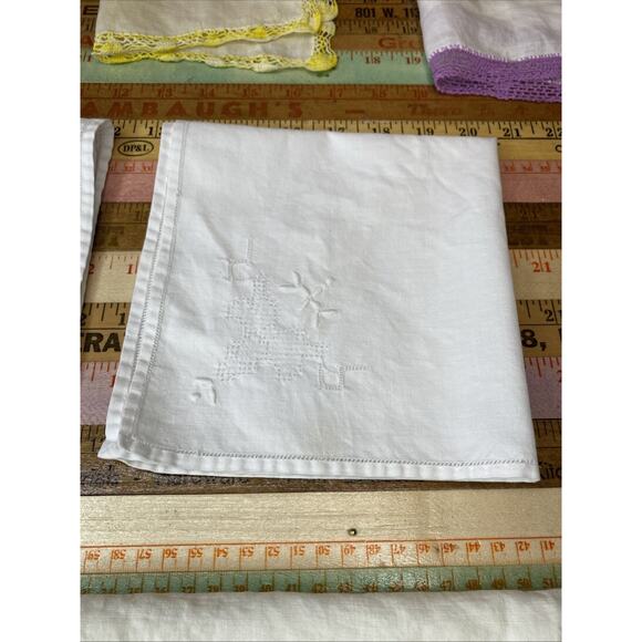 Embroidered Cotton Dinner Napkins Table Linens VINTAGE Crochet Lot Of 8 - Picture 7 of 9